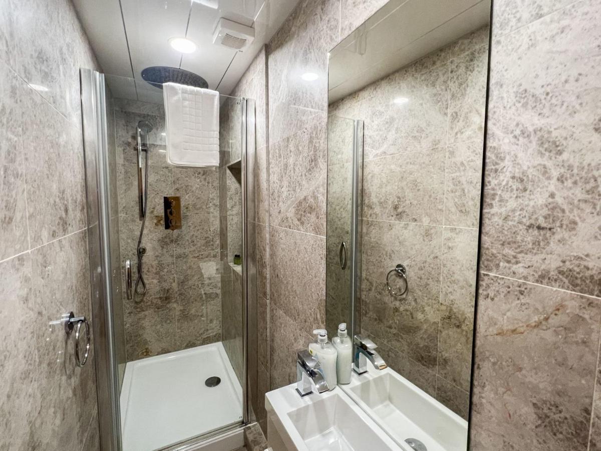 Spacious Flat Sleeps 8 Near Princes Street Эдинбург Экстерьер фото