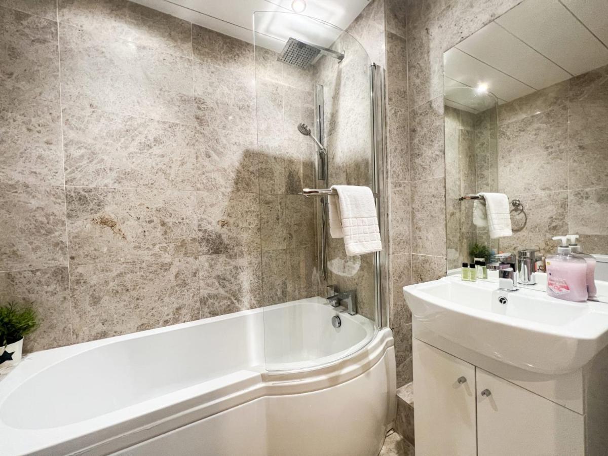 Spacious Flat Sleeps 8 Near Princes Street Эдинбург Экстерьер фото